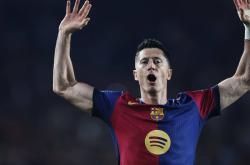 雷速体育官方-包含尤文轻取巴西，莱万打破历史纪录的词条