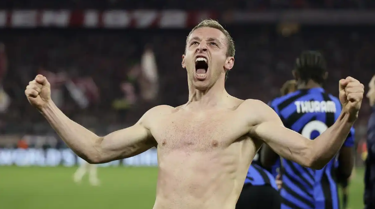 澳大利亚男篮逆转立陶宛男篮，萨姆·米切尔统治全场的简单介绍