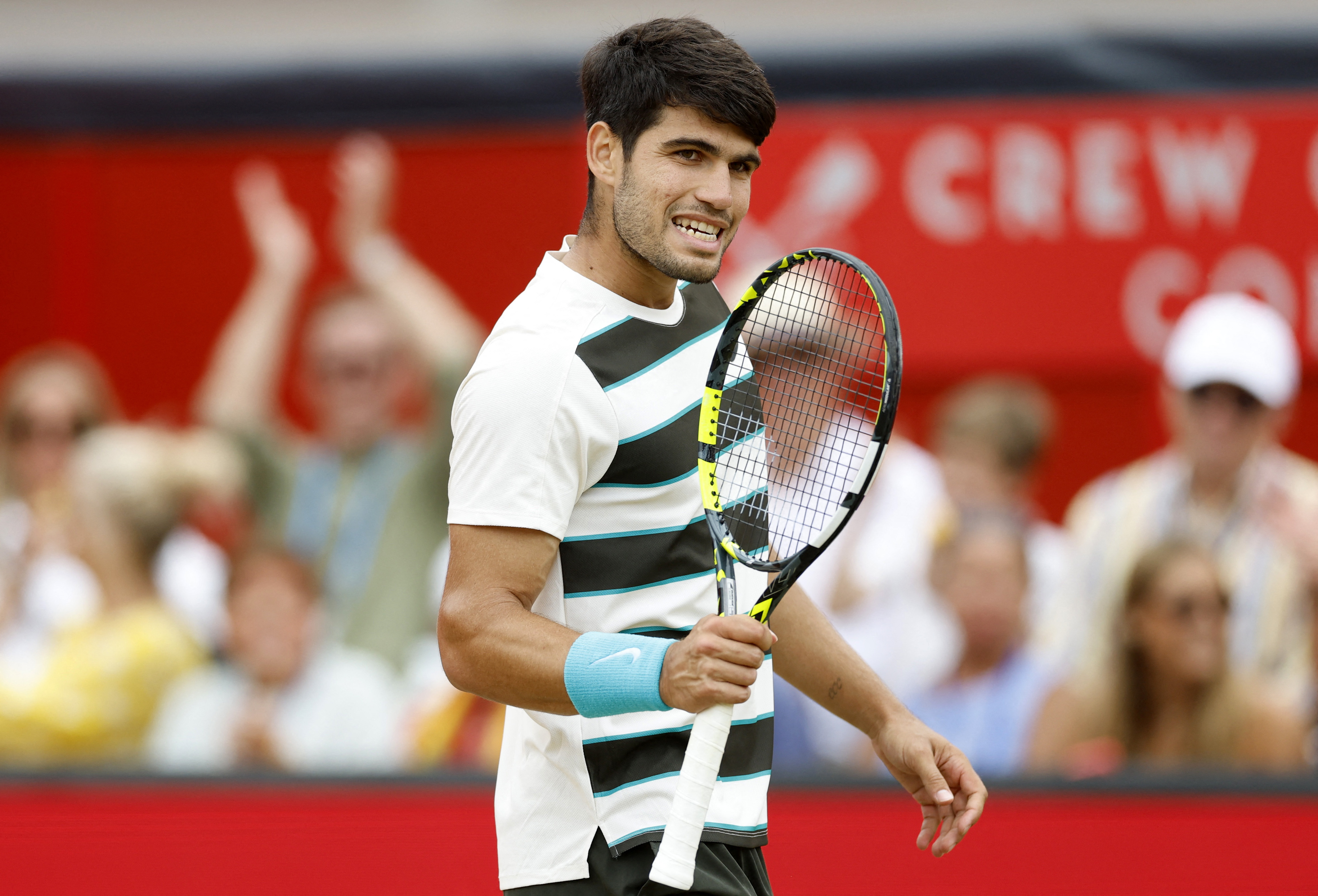 关于英国网球队爆冷澳大利亚网球队，阿尔卡拉斯惊艳世界的信息